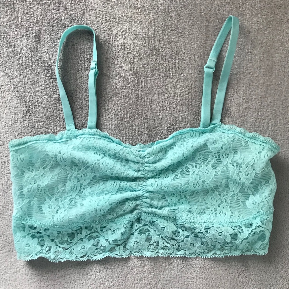 LACE‎ BRALETTE
